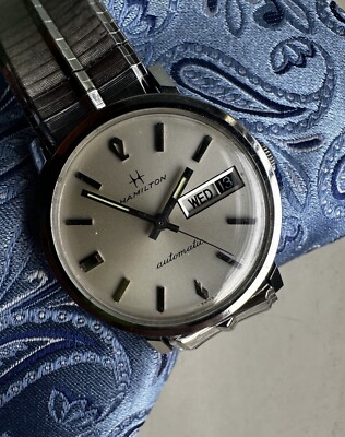 Vintage 1971 Hamilton DAY  display picture 3