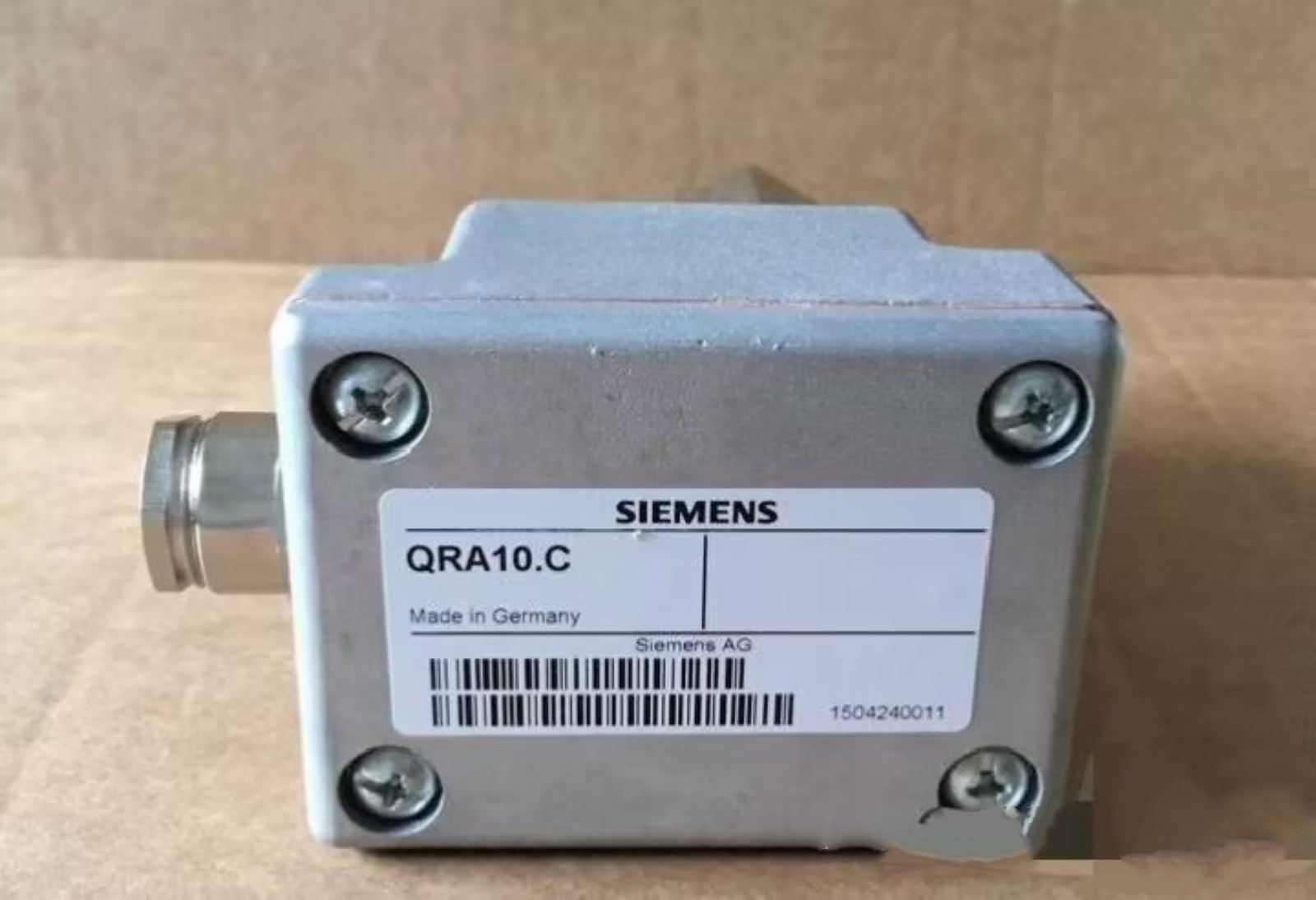 NEW Siemens QRA10.C detector Fast shipping