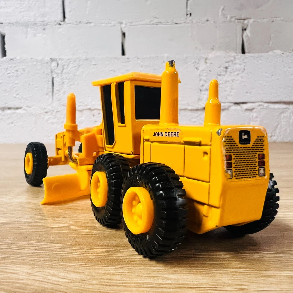 Ertl 5540 John Deere 772bh Industrial Road Grader 1/64 Die Cast Yellow - Image 4 of 4