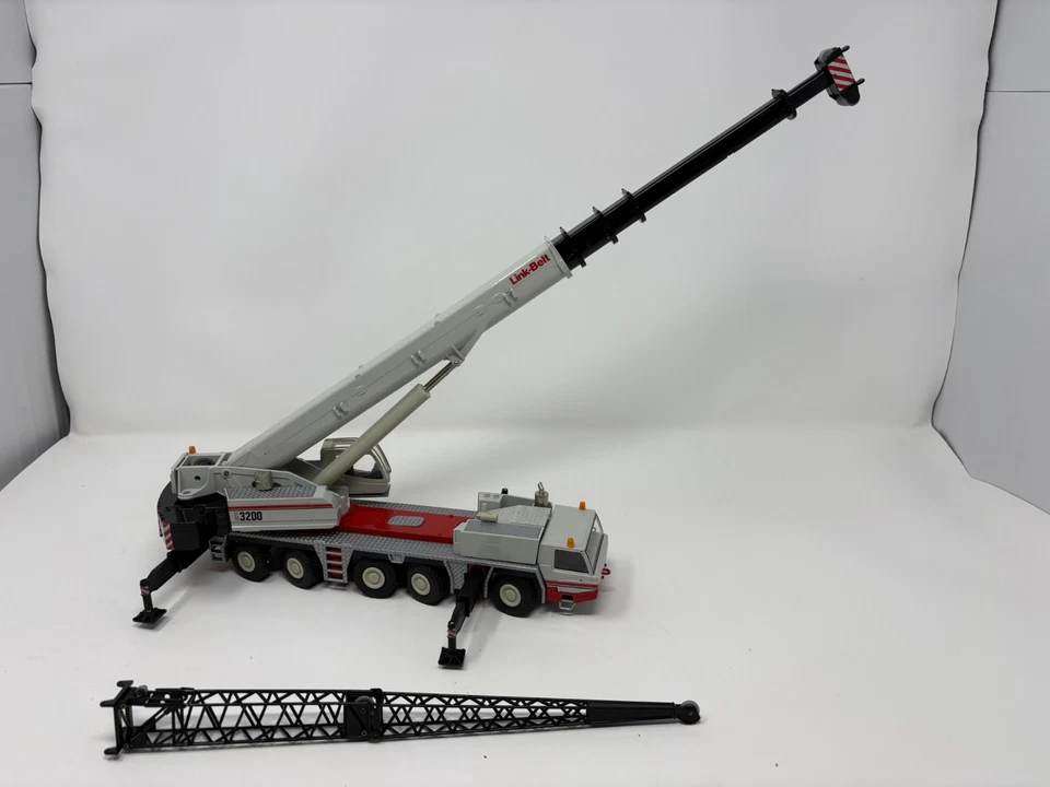 Grúa hidráulica todo terreno Conrad 2103-02 Link-Belt ATC 3200 1/50 fundida a presión sin usar, en caja Foto 3 de 4