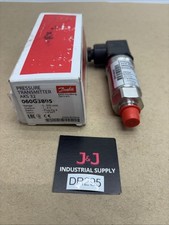 New In Box DANFOSS 060G3805 500 psi pressure transducer AKS32 1-5 VDC sensor