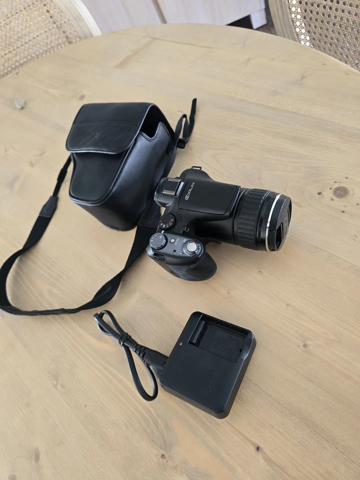 Casio EXILIM EX-F1 6.0MP Digital Camera - 1200 Fps High Speed Camera - Image 2 of 4