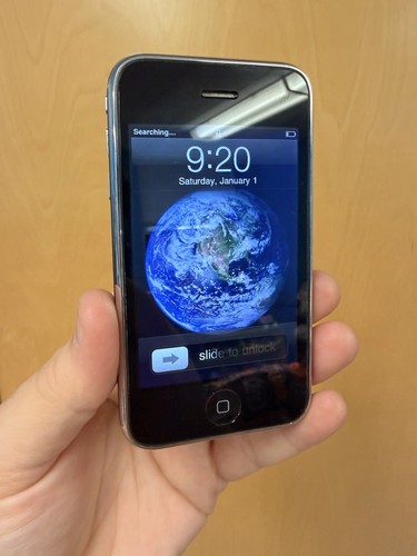 iPhone 3G 8gb Black with Original Box