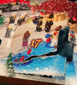 Lego City ADVENT CALENDAR  2824 mostly complete with tray & box