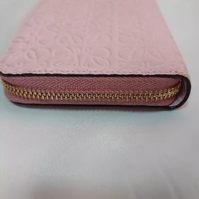 Kopen LOEWE Anagram Continental Long Wallet Round Zip Pink Used