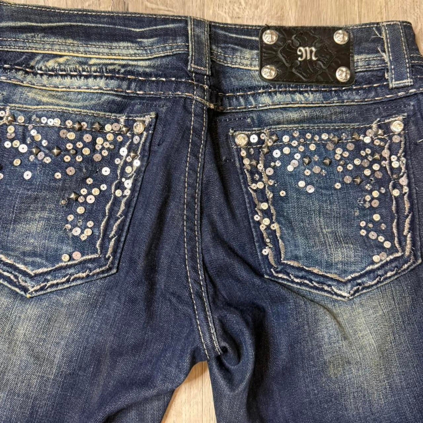 Miss me blue capri jeans with sequin details 30