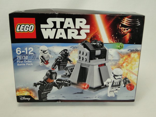 Lego Star Wars 75132 First Order Battle Pack nuevo embalaje original (cartón con marcas de almacenamiento)