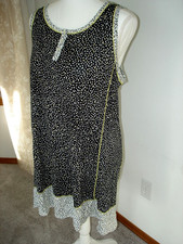 DKNY Woman's night gown black white dots yellow trim short sleeve M