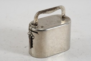 Q59D47 Vintage Metall Spardose