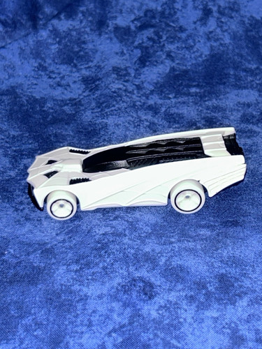 Hot Wheels 2016 Marvel Comics Limited Edition Spider Man Web Car - White - Picture 2 of 7