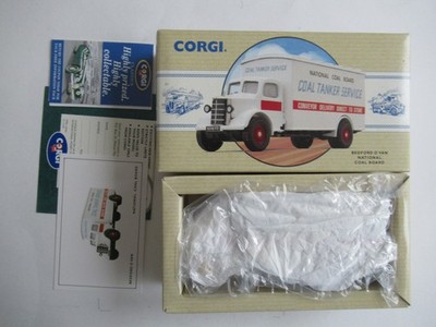 Modellautos 1:50 Corgi Classics Commercials 97126 Bedford O Van   #7