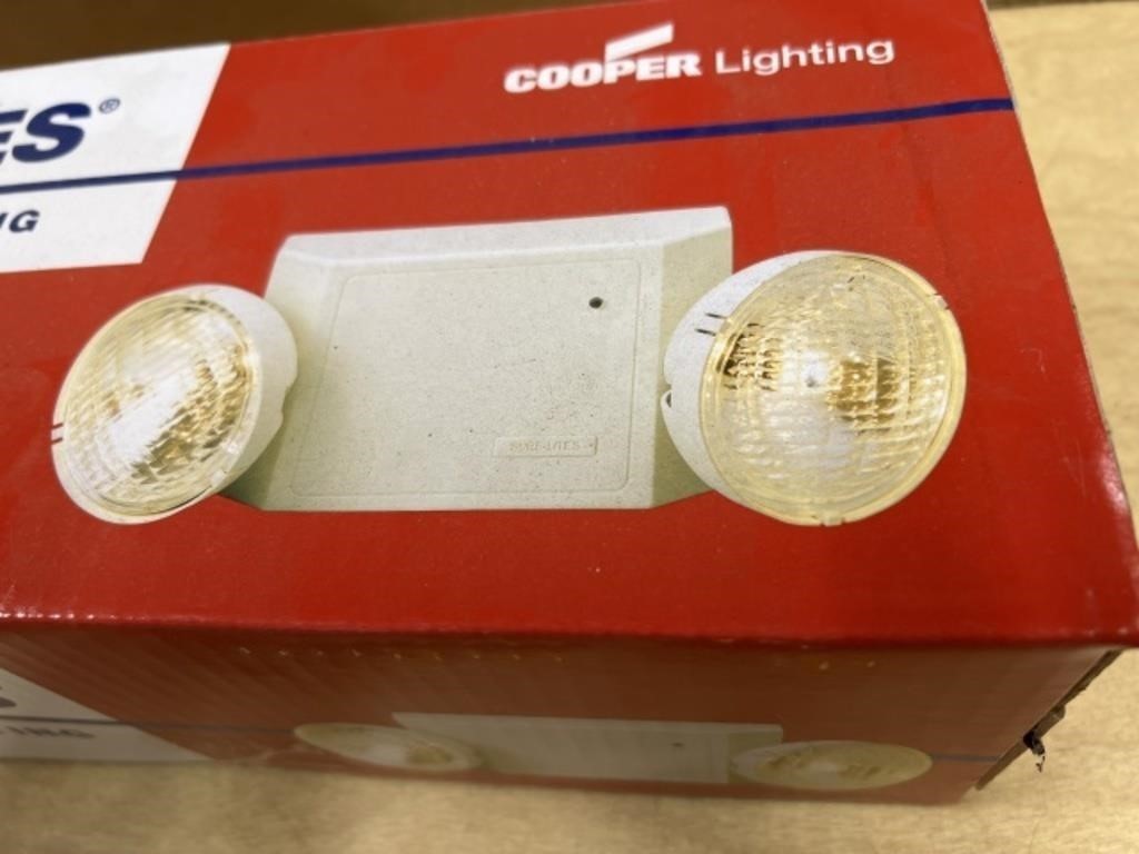 Cooper Lighting Sure-Lites CC2 Polycarbonate Exit/Emergency Lighting NEW