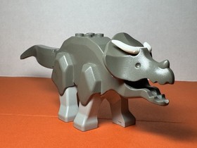 LEGO Adventurers Dinosaur Triceratops 5975-1 T-Rex Transport 2000