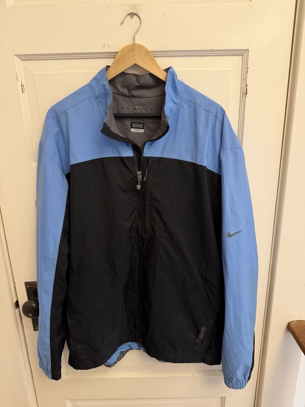 Nike Golf Men’s Storm Fit Zip Front Wind Breaker Jacket Black/Blue Size XL