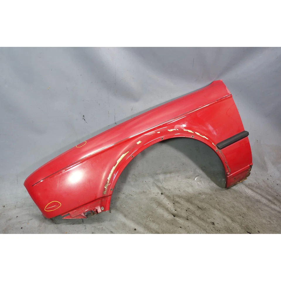 BMW E30 1984-1991 serie 3 cupé sedán guardabarros delantero izquierdo cuarto panel rojo OEM Foto 2 de 4