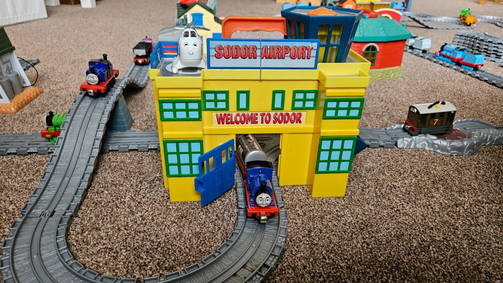 Picture 4 of 23