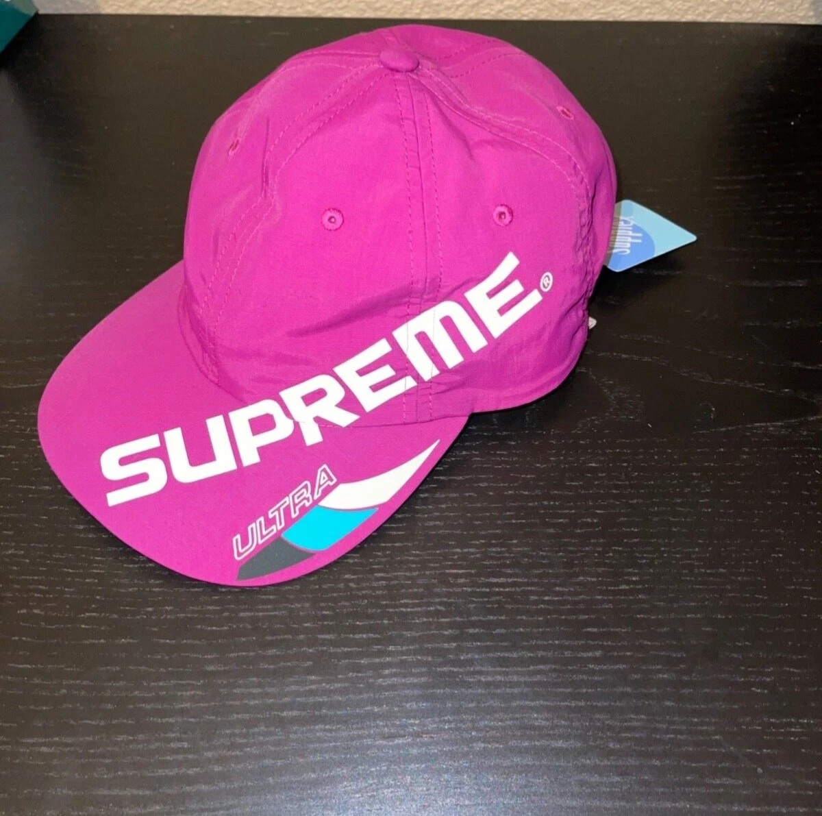 casquette suprême neuve, avec étiquettes taille unique 