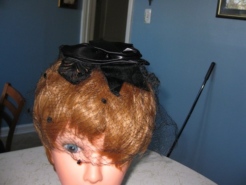Vintage Black Netting Mesh Hat Velvet And Nylon Bow 50s Cap Head Cover Veil. - Picture 2 of 5
