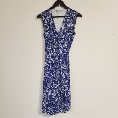 Mini Vestido Diane Von Furstenberg Azul Estampado Tejido Yahzi Sin Mangas Envolvente 6/S - Imagen 2 de 19