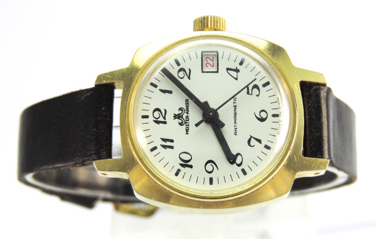 Vintage Meister Anker Firma Vintage Meister Anker Wanduhr Emaille Wanduhr  Mid-Century