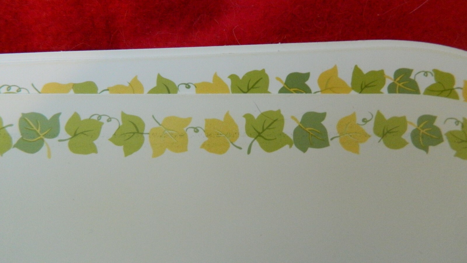 CORELLE APPLE GREEN LEAVES PLASTIC FOAM PLACEMATS x4 NEW + LABELS FREE USA SHIP eBay