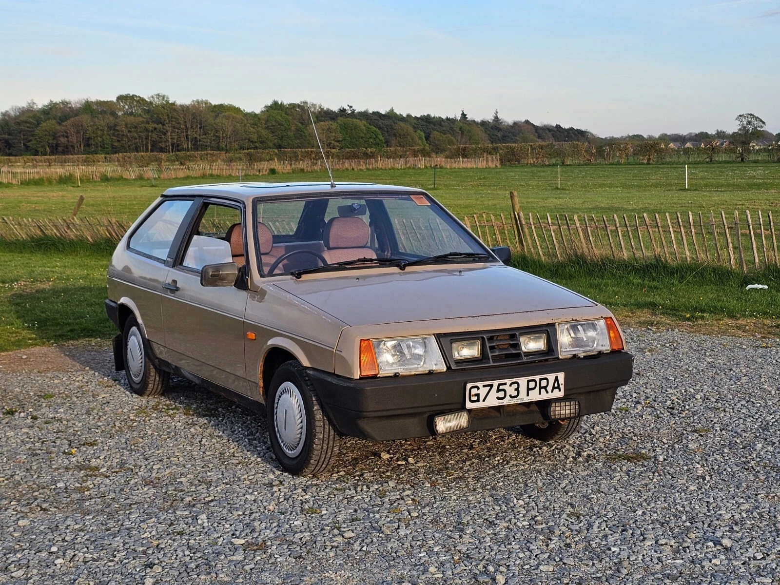 1989 Lada Samara 1500 SL 2 Door - *Low Mileage, Super Rare!* - Picture 1 of 21