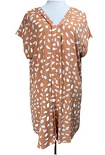 Umgee Animal Print V-Neck Dress Size Large Peach pockets Casual Lightweight