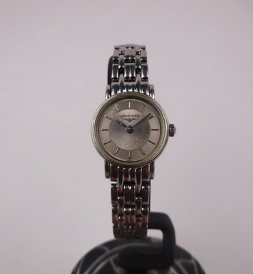 Longines L4.219.4 Quarzuhr funktioniert silbernes Zifferblatt beschädigt Edelstahl
