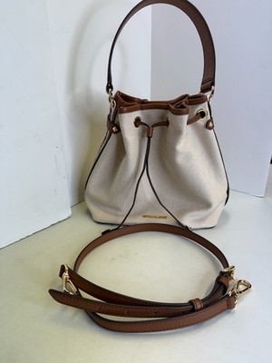 Michael Kors Luggage Maeve Medium Bucket Messenger Bag Handbag