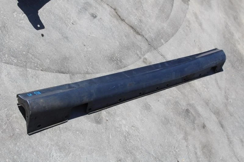 2003 2004 2005 2006 MERCEDES E320 LEFT ROCKER PANEL MOLDING TRIM BLUE 2116900340 Foto 2 de 4