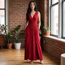 Boohoo Petite Burgundy V Neck Double Slit Maxi Dress US 0 UK 4 Formal Gown Red