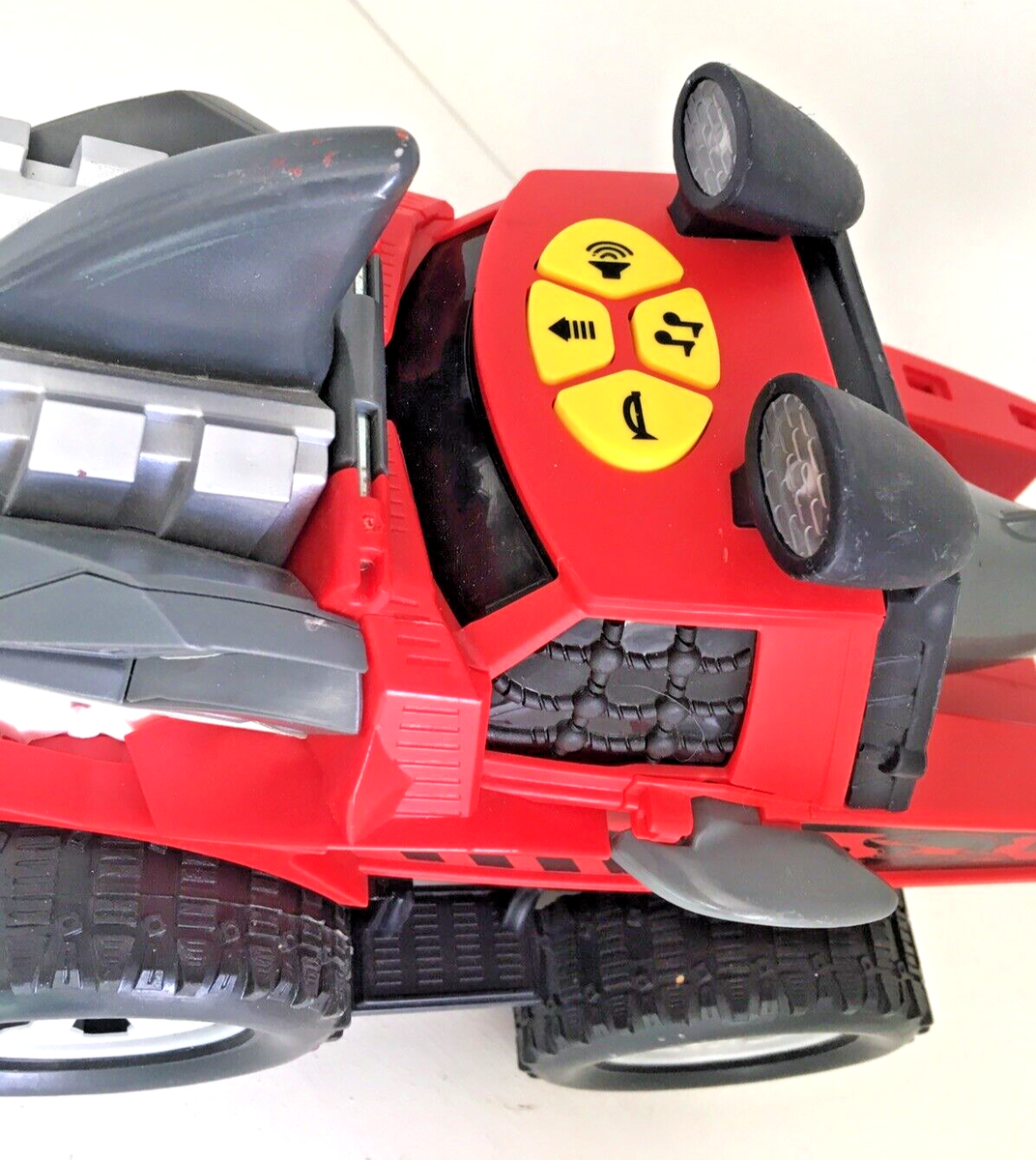 Adventure Force Jawsome Jammer Red Shark No Wake Truck