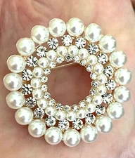 Round Pearl and Rhinestone Brooch   Box included