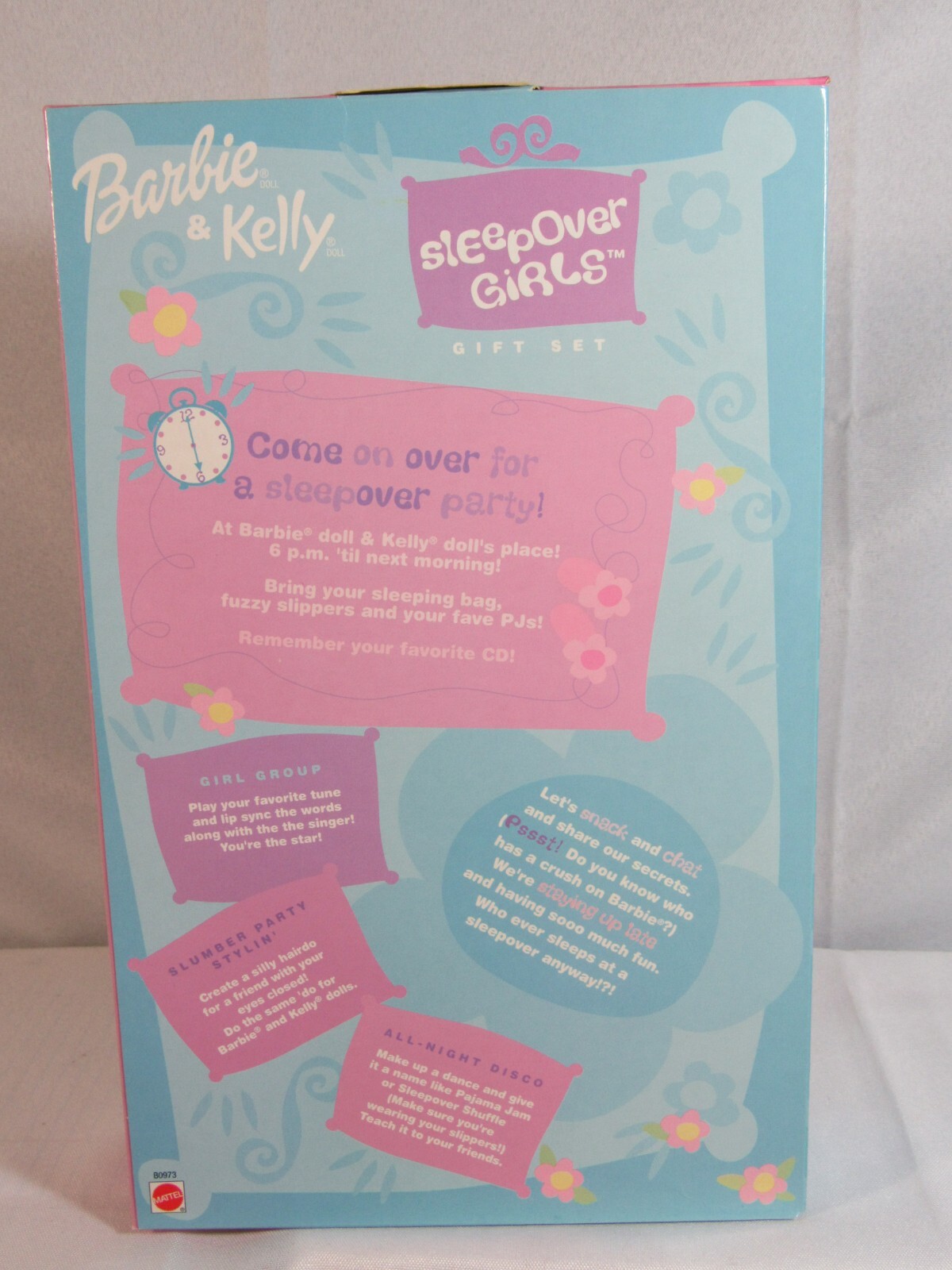 NEW 2002 BARBIE & KELLY "SLEEPOVER GIRLS" PLAY SET w/SLEEPING BAGS #B0973 - NRFB