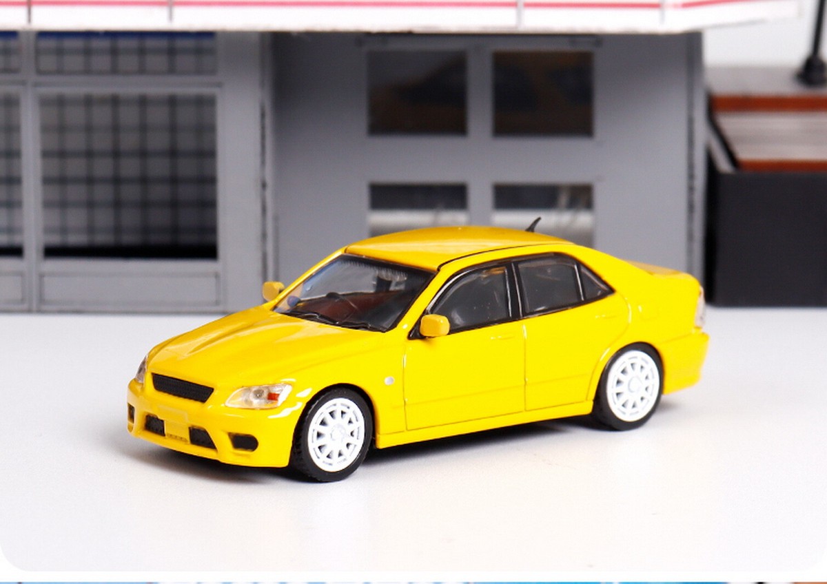 1/64 トヨタAltezza BN風エアロキット関村改 完成品 ミニカー改造 1/64 トヨタAltezza BN風エアロキット関村改 完成品 ミニカー