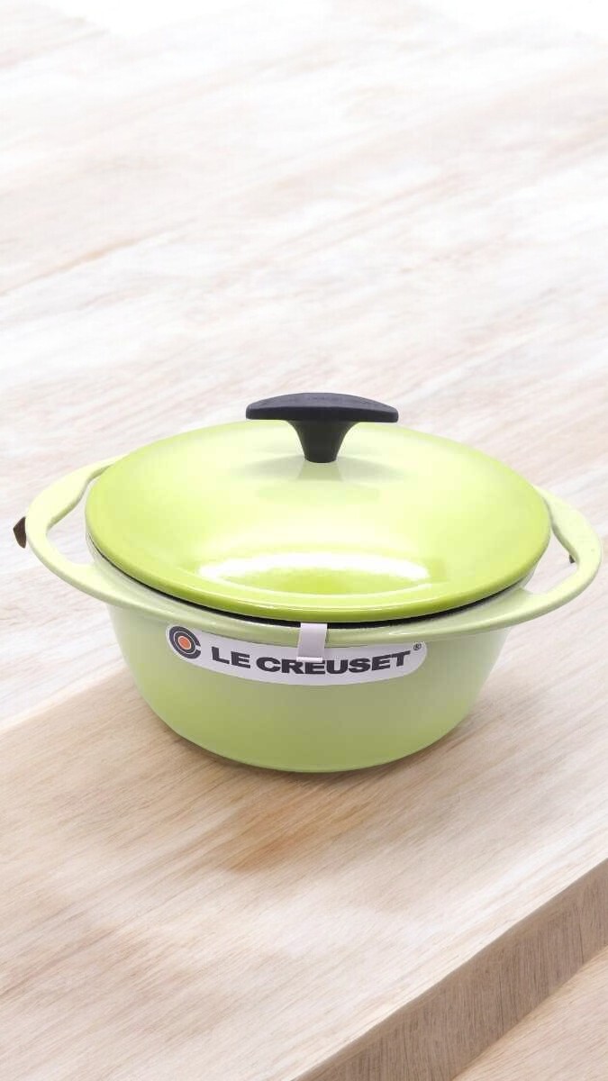 Le Creuset sensation line 22cm KIWI Vert Fruit rare Unused JP | eBay