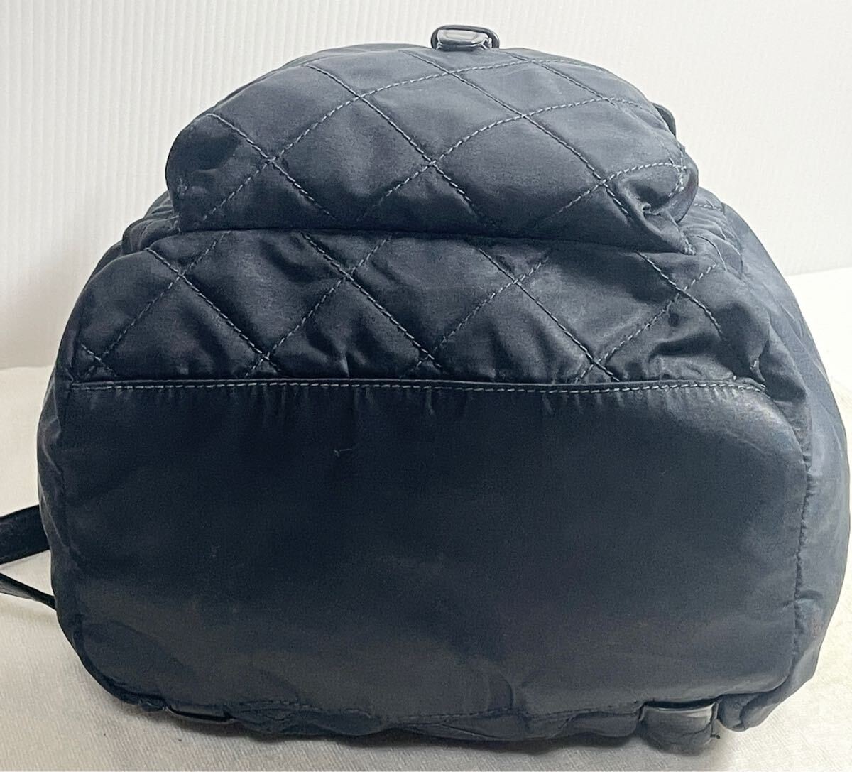 Excellent condition rare PRADA triangular nylon q… - image 6