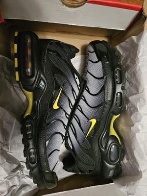 Nike Air Max Plus Black/Wolf Grey/Opti Yellow  Men s Size 9  