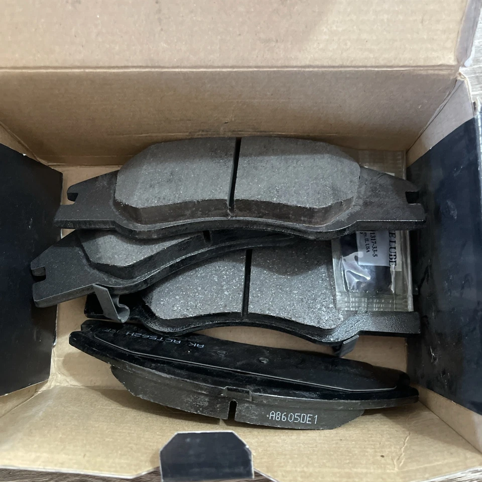 Juego de pastillas de freno de disco ProACT pastillas de cerámica Akebono ACT1074 se adapta a: Kia Spectra 04-09 Foto 2 de 3