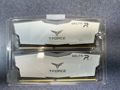 TEAMGROUP T-Force Delta RGB DDR4 16GB (2x16GB) 3600MHz