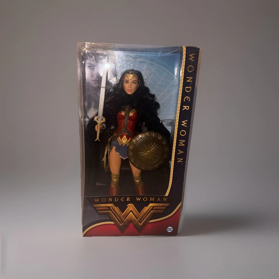 **BLACK LABEL**Barbie Collector Batman v Superman: Dawn of Justice 3 FIGURE SET - Image 3 of 4
