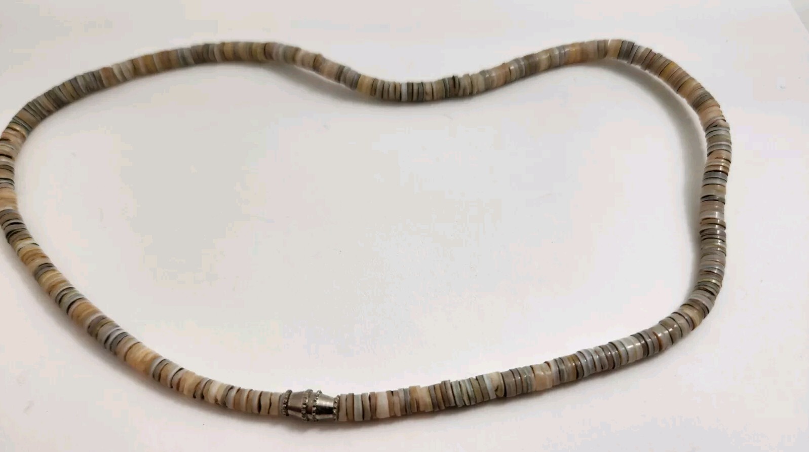 Puka Shell Neckalce Round Disk Shells Barrel Clas… - image 4