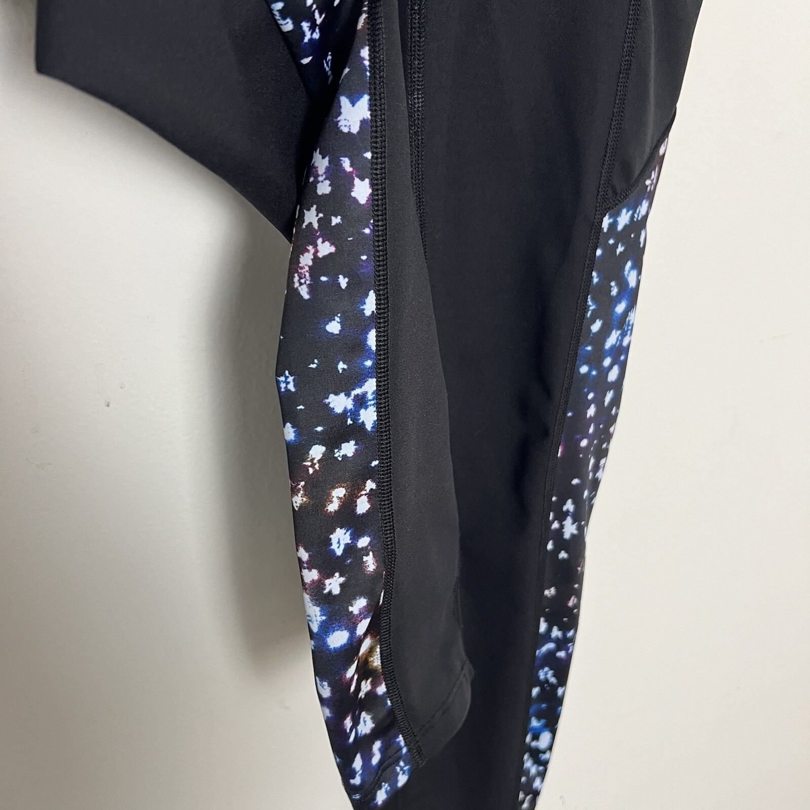 SPANX- Booty Boost Active Cosmic Printed Leggings… - image 4