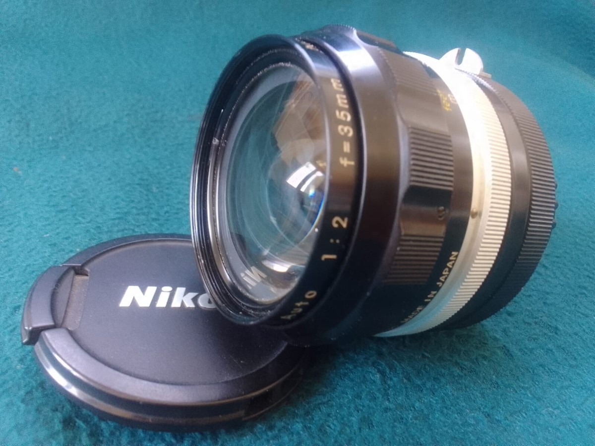 Nikon Nikkor-O.C Auto 35mm F⁄2 Non-Ai Wide Angle Lens from Japan