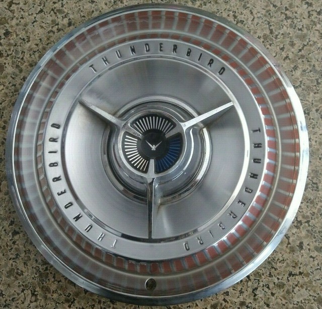 1 Vintage 1965 Ford 15" Hubcap Thunderbird Landau Deluxe Spinner for