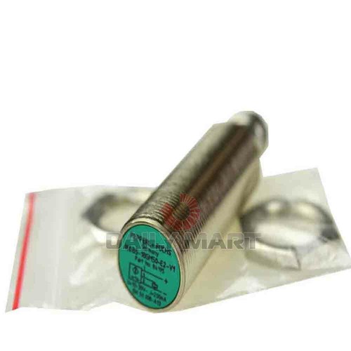 New In Box Pepperl + Fuchs NBB5-18GM50-E2-V1 Proximity Sensor - Bild 2 von 3