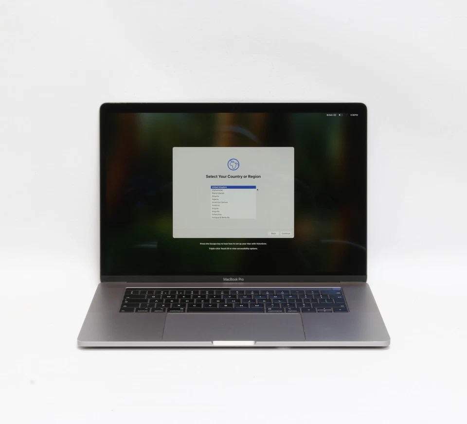 Apple MacBook Pro 15" 2018 · i7 · 16GB · 256GB, photo 2 of 5