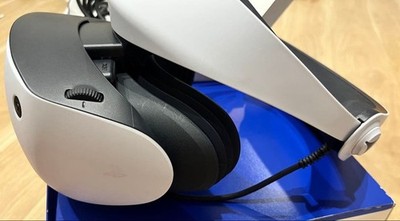 SONY PlayStation VR2 Headset Sense Controllers PS5 Game USB-C CFIJ