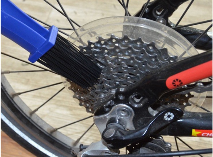 MTB Road Bike Chain Cycle Cleaning Brush Motorcycle Gear wash Tool Scrubber