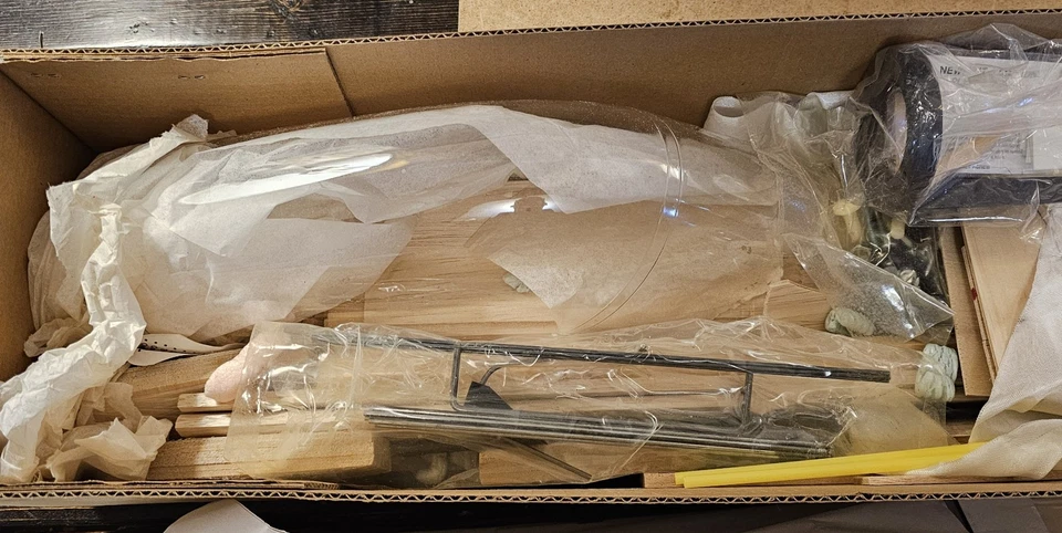 Kit Modelo Avión Vintage Sig Four-Star 120 - Completo - Sin Montar Foto 3 de 4